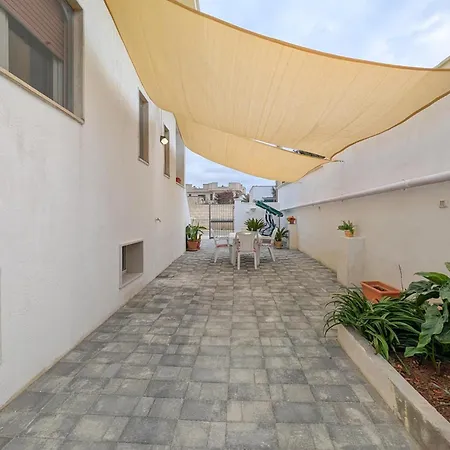 2 Bedroom Nice Home In San Pietro In Bevagna Holiday home San Pietro in Bevagna